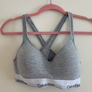 PADDED CALVIN KLEIN SPORTS BRA